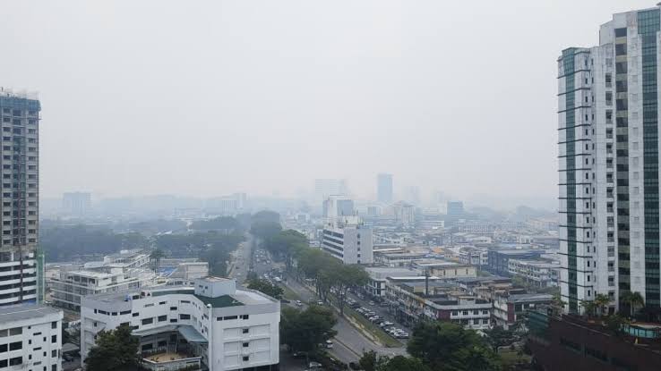Hazy urban city view